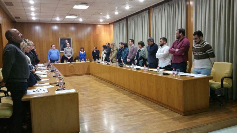La Corporación guarda un minuto de silencio al inicio de la sesión plenaria 