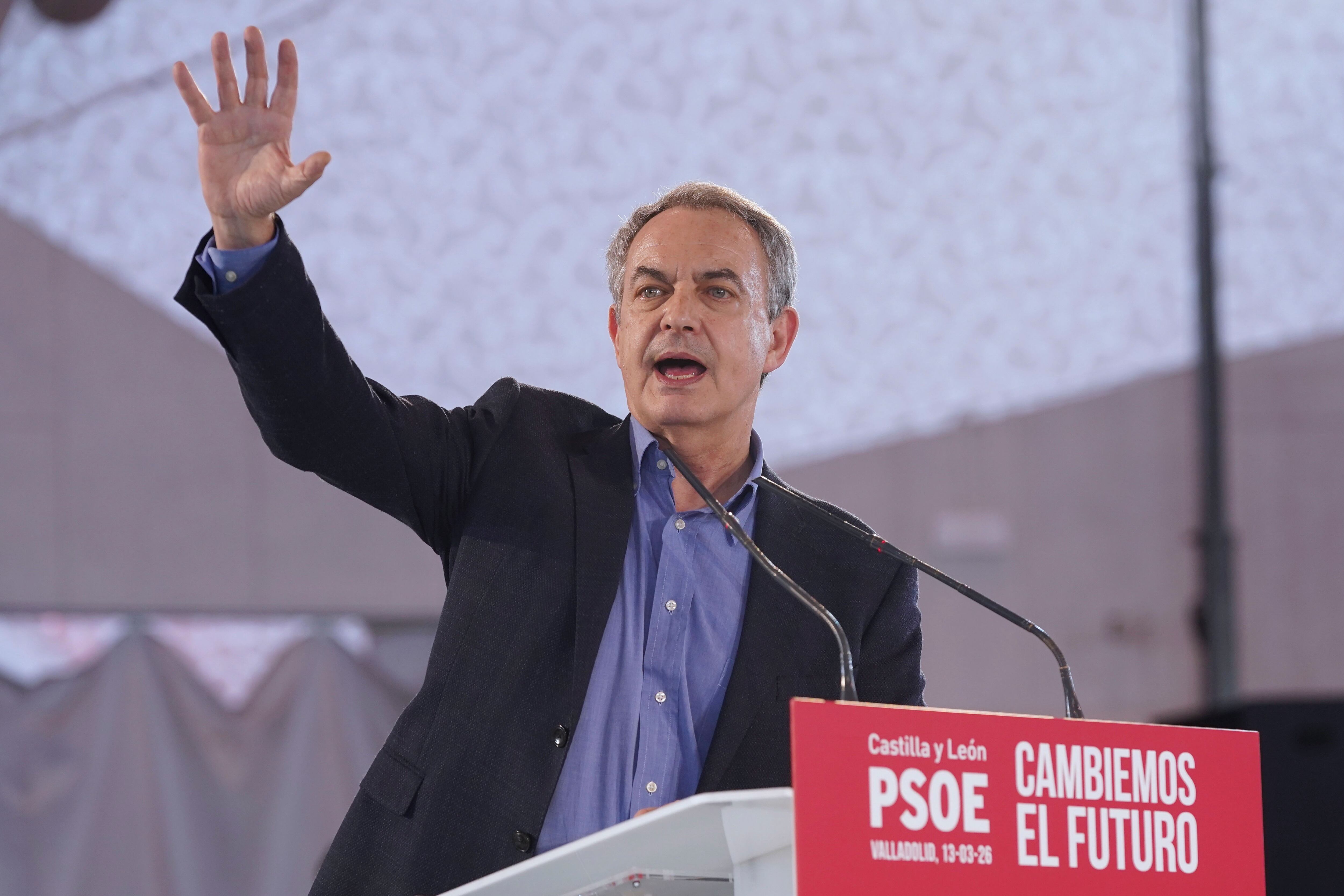 VALLADOLID, 13/03/2026.- -El expresidente José Luis Rodríguez Zapatero asiste al mitin del cierre de campaña de la elecciones al parlamento de Castilla y León del próximo domingo.EFE/Nacho Gallego