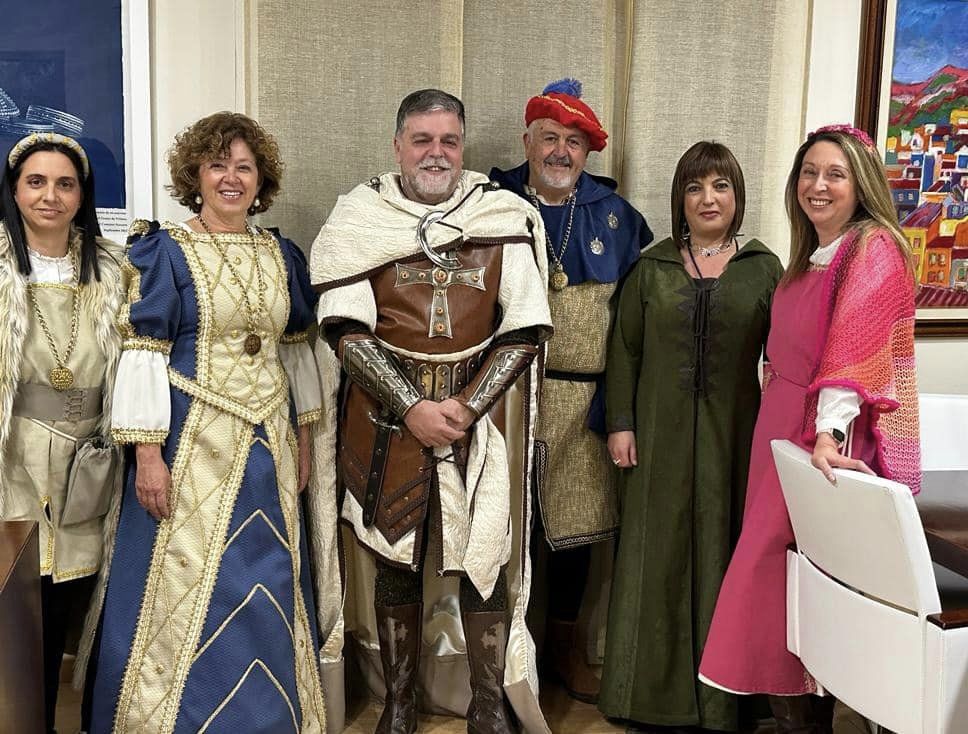 La Consellera, Alcalde y varios concejales