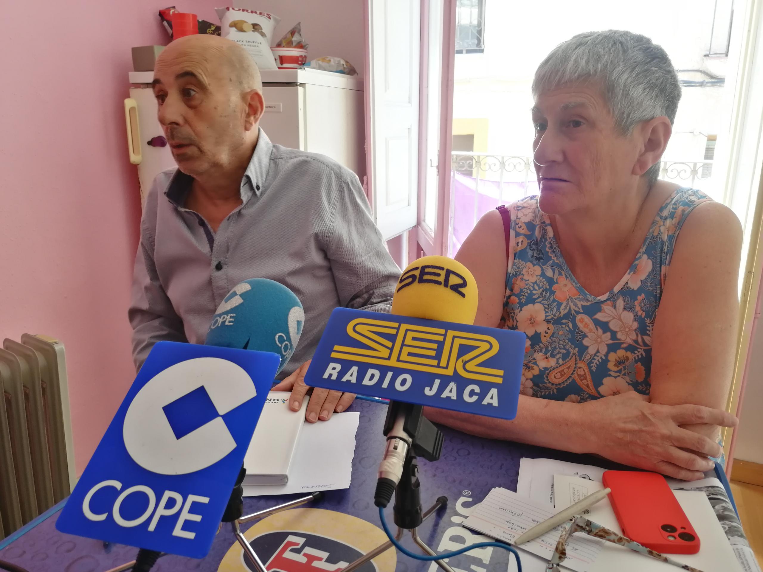 Ana Campoy y Carlos Reyes en una rueda de prensa convocada este martes