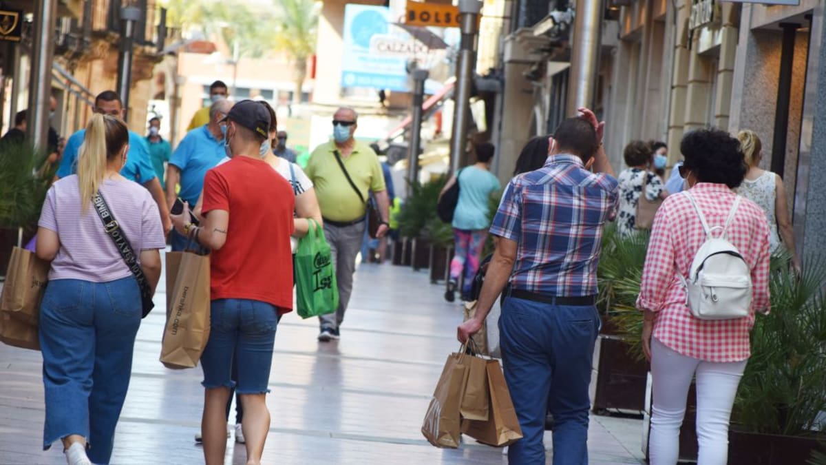 La Policía Local de Linares levanta 46 actas en dos días por no usar mascarillas