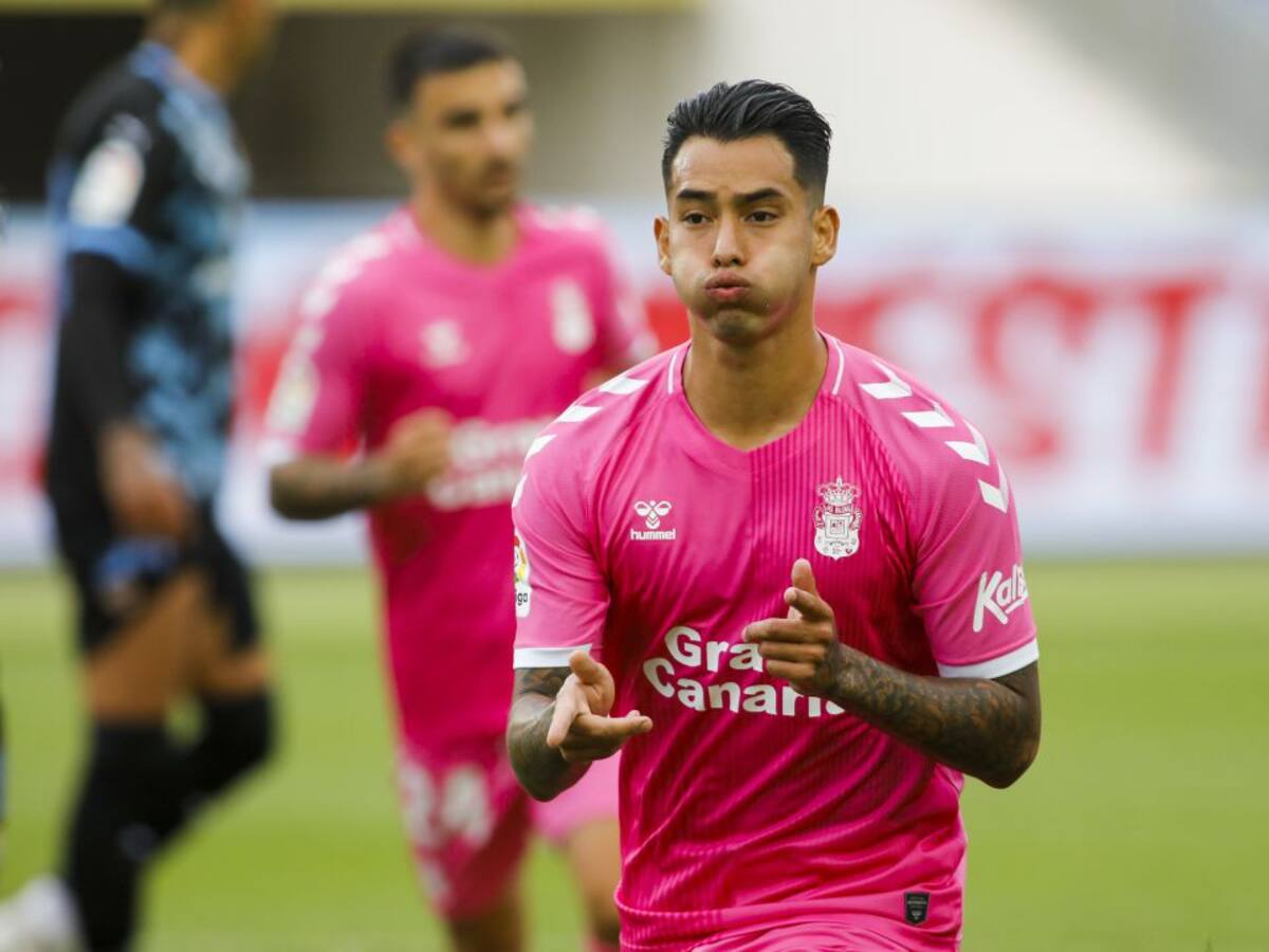 (2-0): El Almería se queda sin mensaje