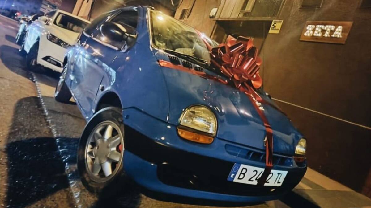 Un Twingo y un Casio, el extravagante sorteo de dos pubs de Monzón que recuerdan a la canción de Shakira