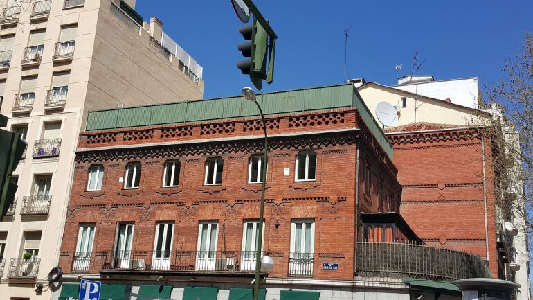 Vista del edificio que se va a rehabilitar en la Calle Velazquez de Madrid