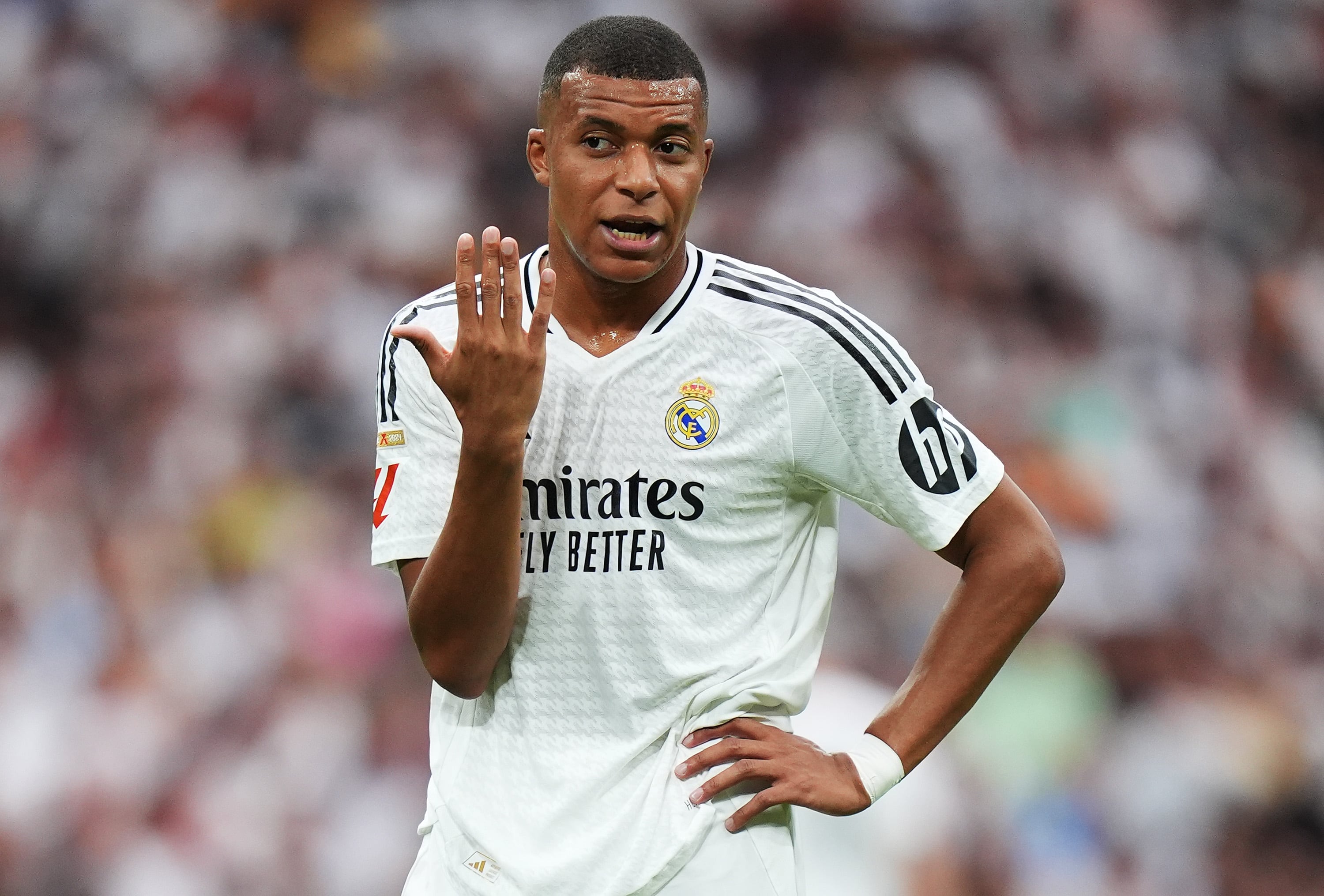 Kylian Mbappé en su debut en el Santiago Bernabéu con la camiseta del Real Madrid