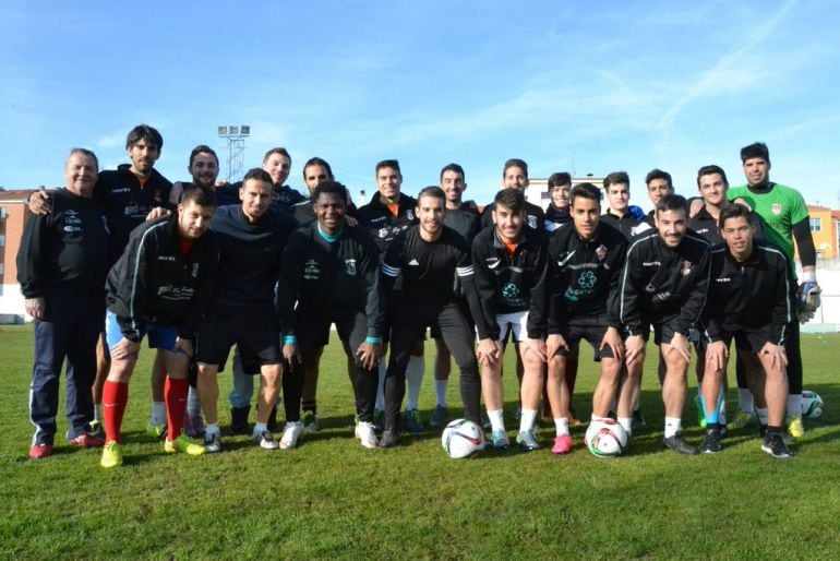 La plantilla preparada para el partido del año en la Nueva Balastera