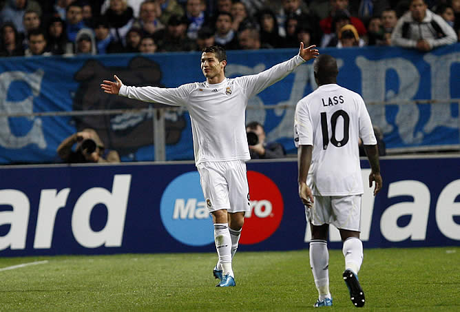 Cristiano celebra el segundo gol que marcó en Marsella