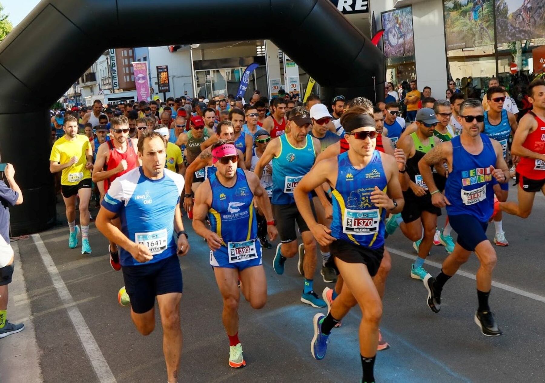 Imagen de archivo de salida de la carrera popular de Ondara.