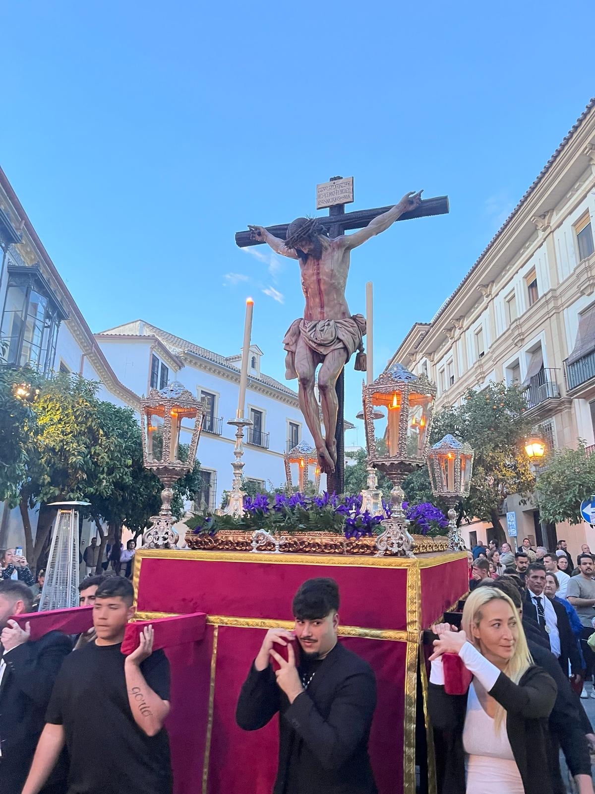 El Cristo de la Piedad, en las calles de Córdoba