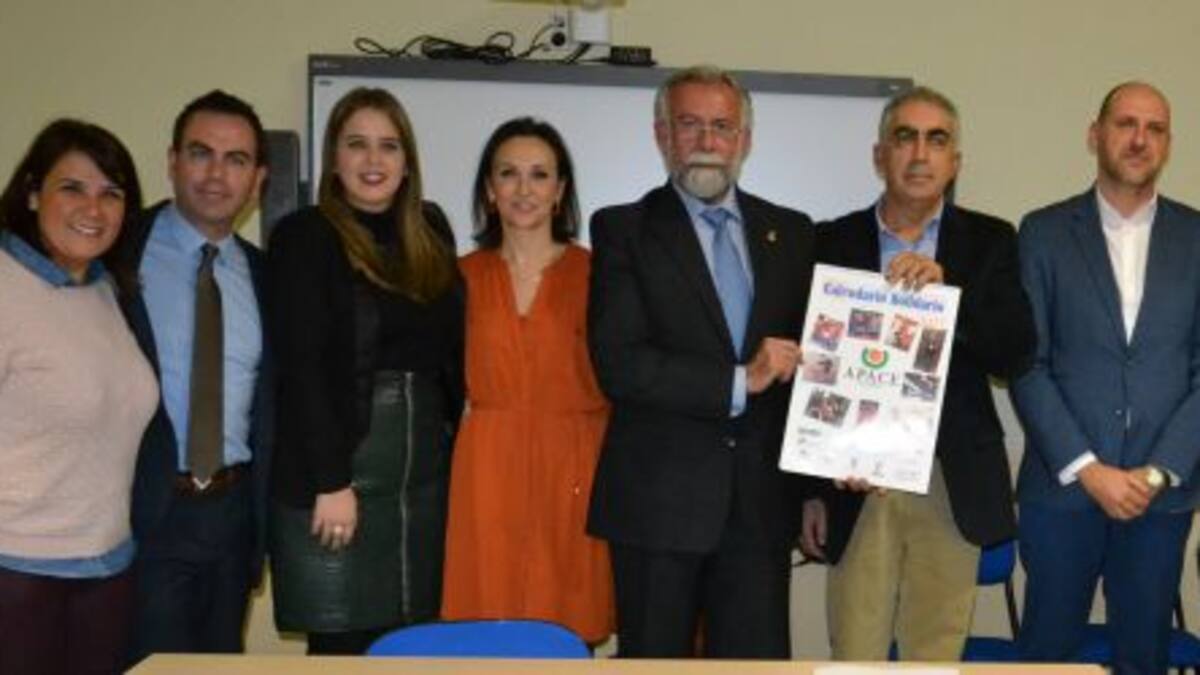 A.P.A.C.E presenta su calendario solidario