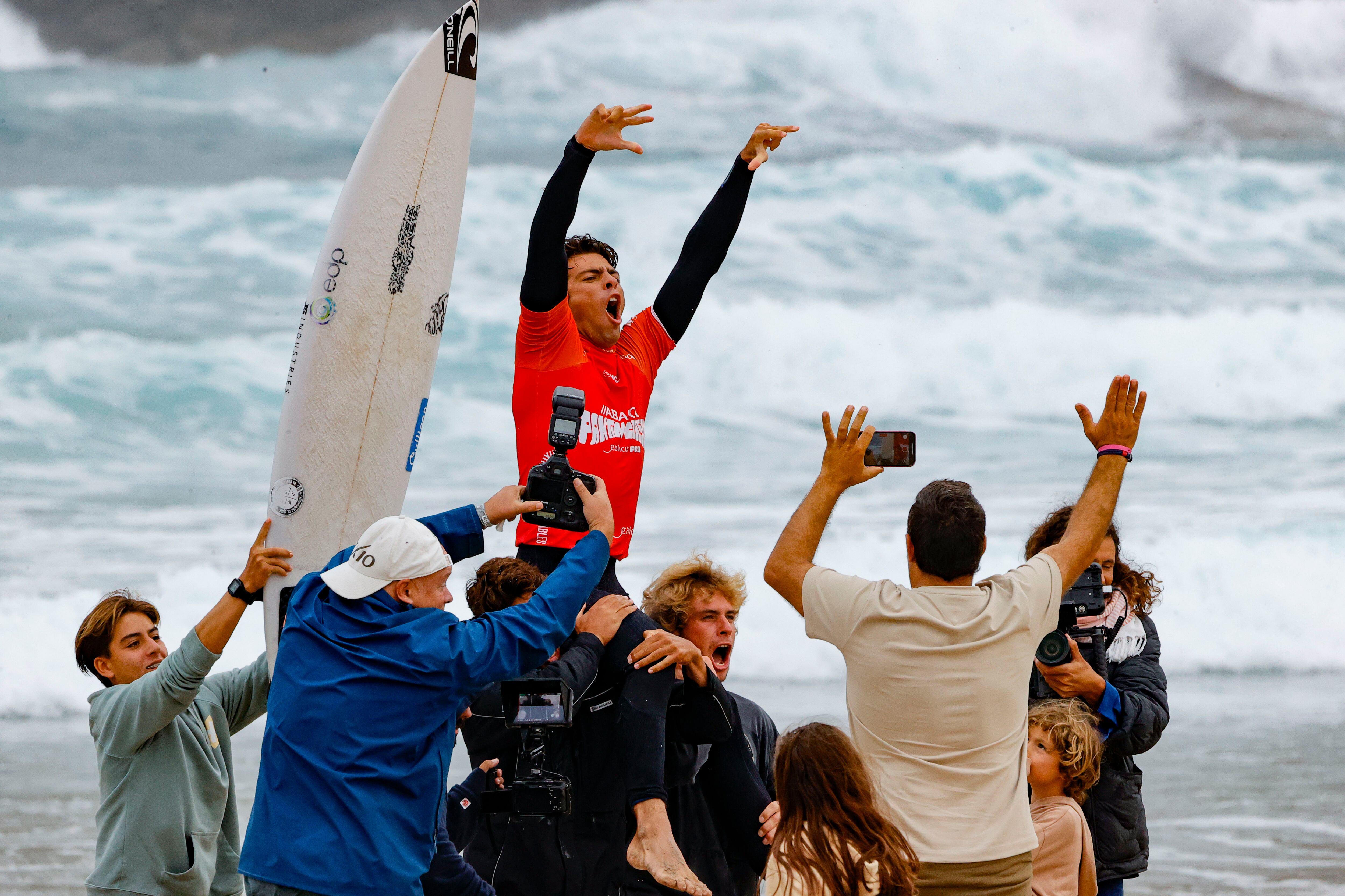 El portugués Ribeiro celebra su victoria este sábado (foto: Kiko Delgado / EFE)