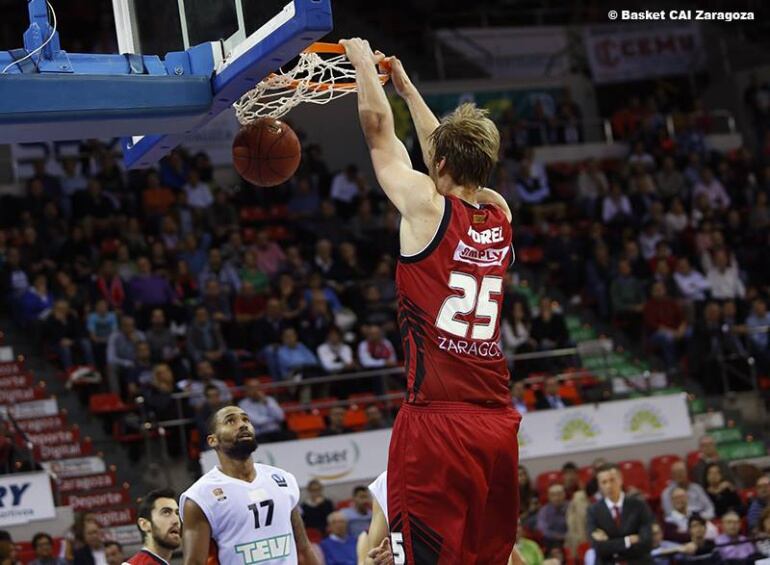 Henk Norel volverá a ser en la pista del Reyer Venezia la referencia interior del CAI