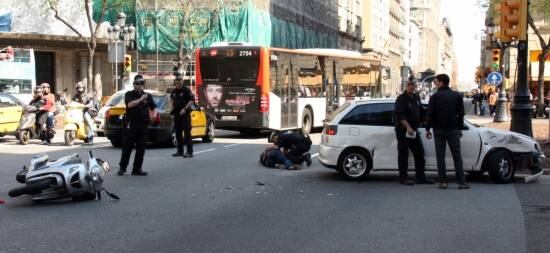 Imatge d'arxiu d'un accident de trànsit a Barcelona