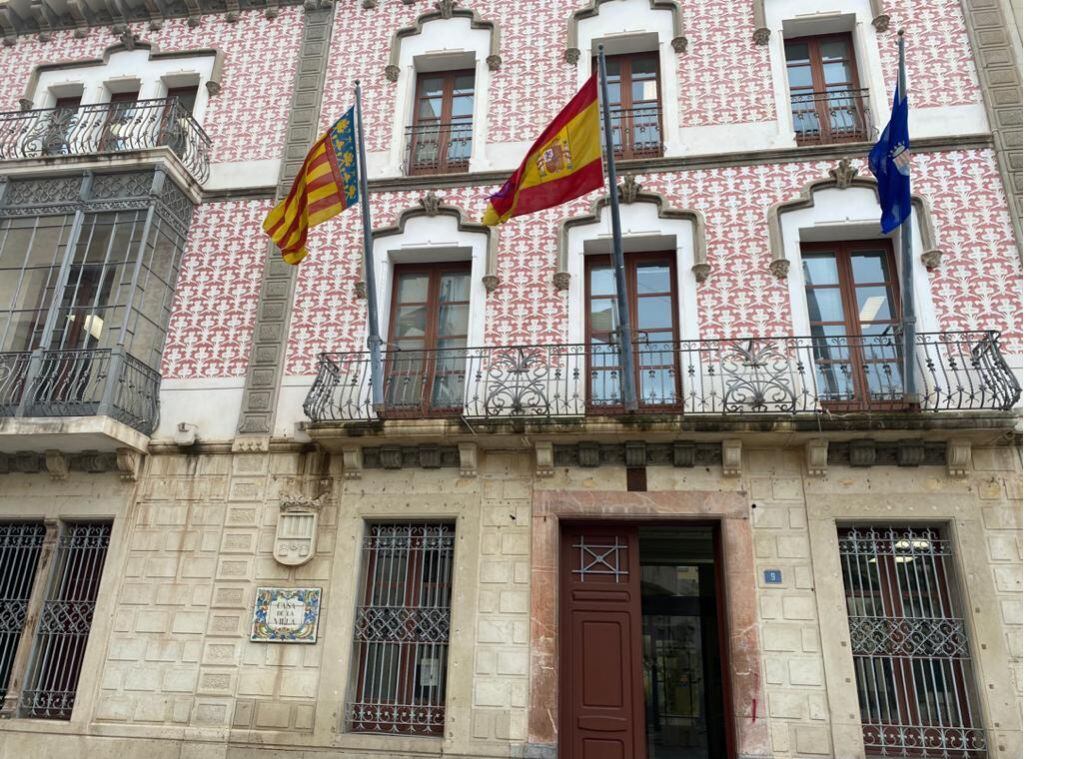 Crevillente suspende las actividades municipales