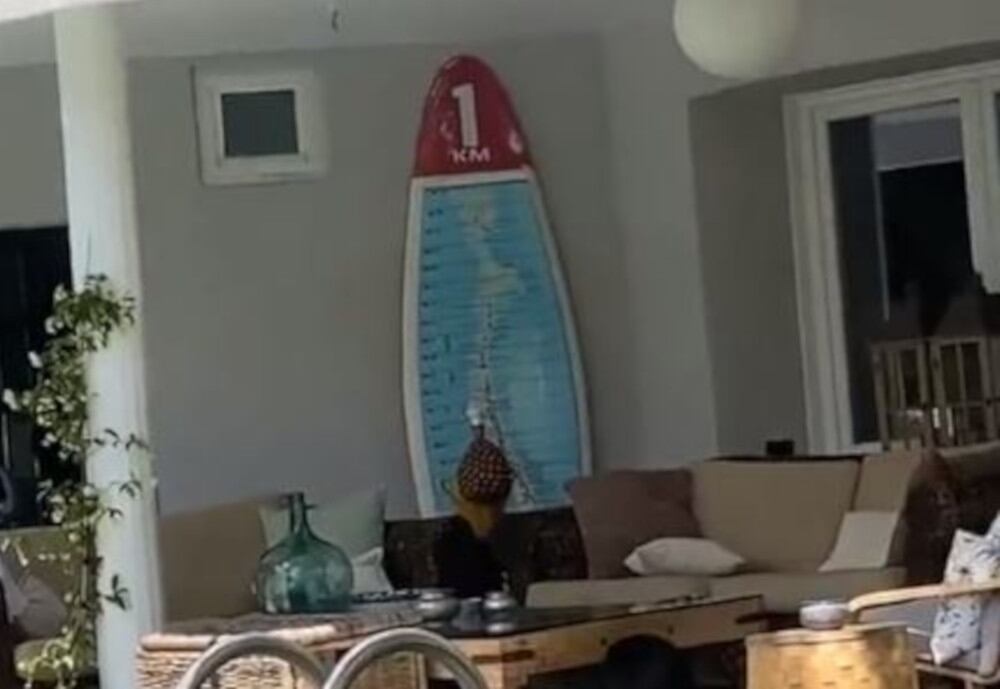 Encuentran la tabla del kilómetro 1 de La Manga