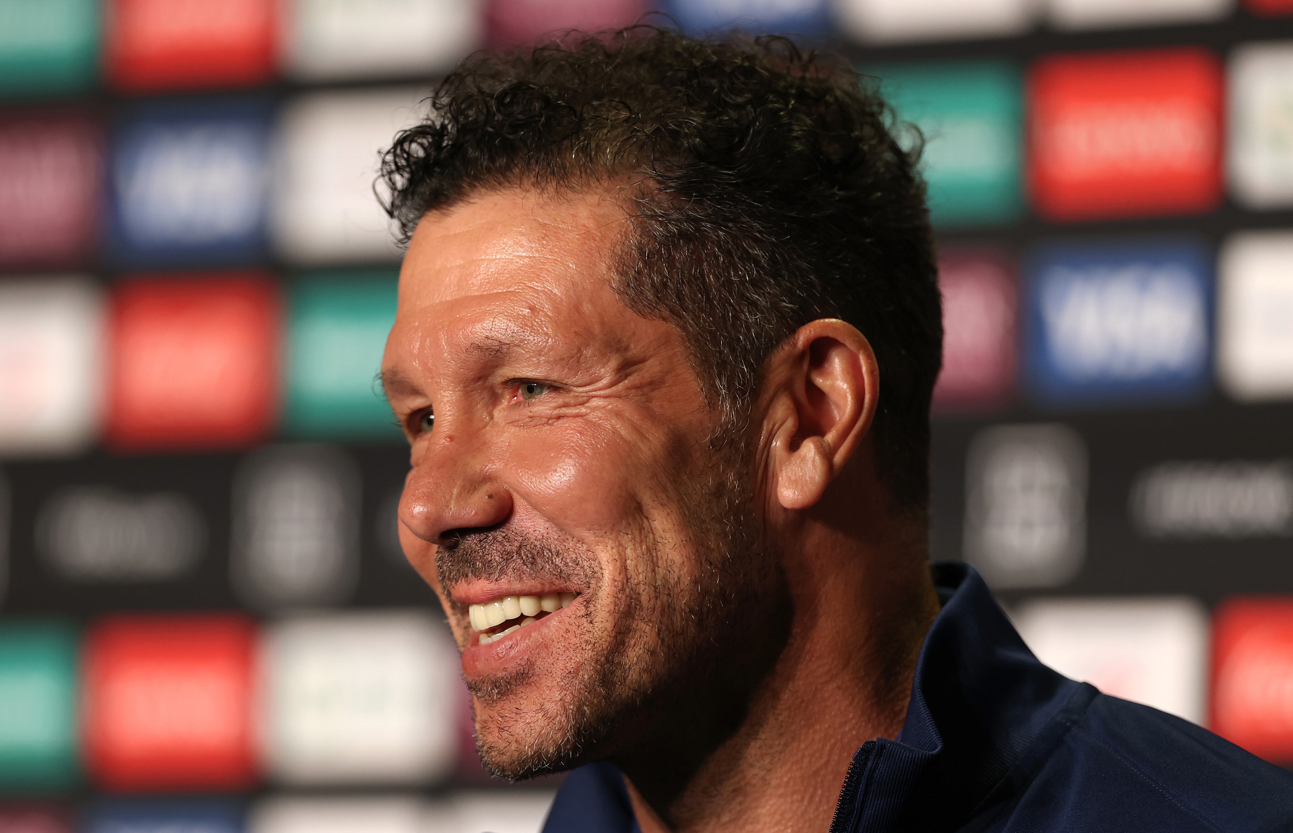 Simeone durante una rueda de prensa
