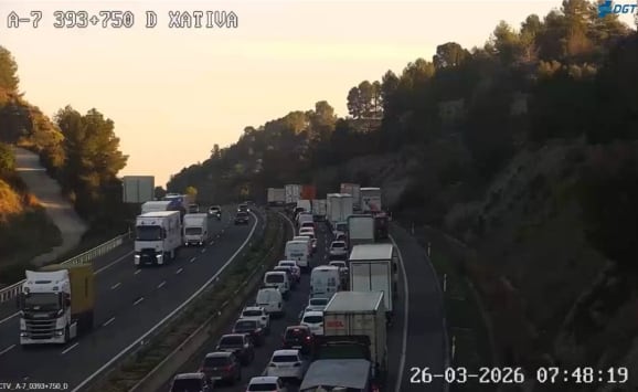 Imagen de la DGT de las retenciones en la A7