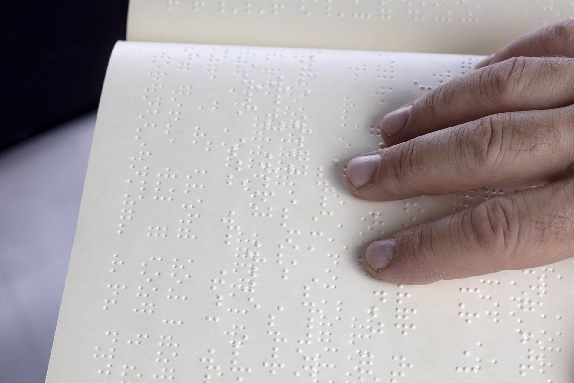 Imagen de archivo de una lectura en braille