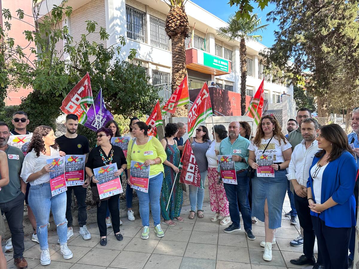 La Plataforma de Afectados por el Bono de Alquiler Joven en la provincia de Jaén, sale a la calle para pedir que se les abone la ayuda aprobada en 2022