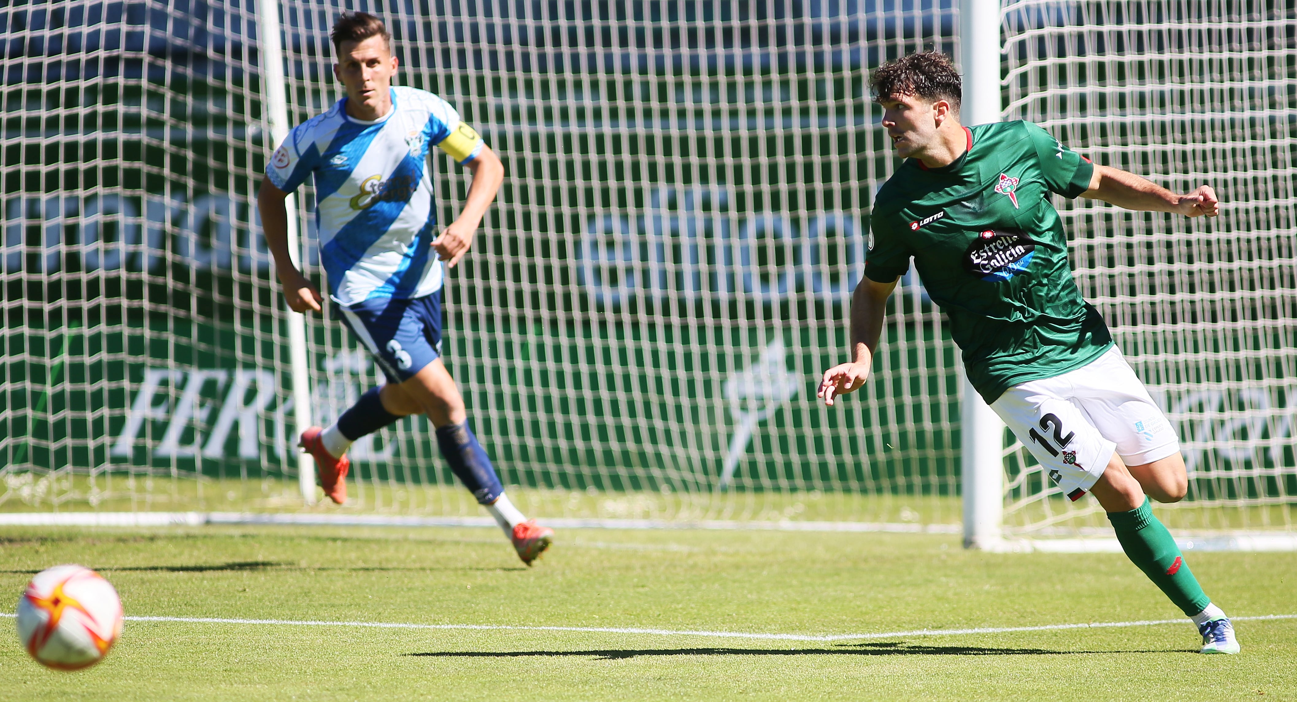 Iñigo Alayeto, en una acción del Racing-Talavera en A Malata