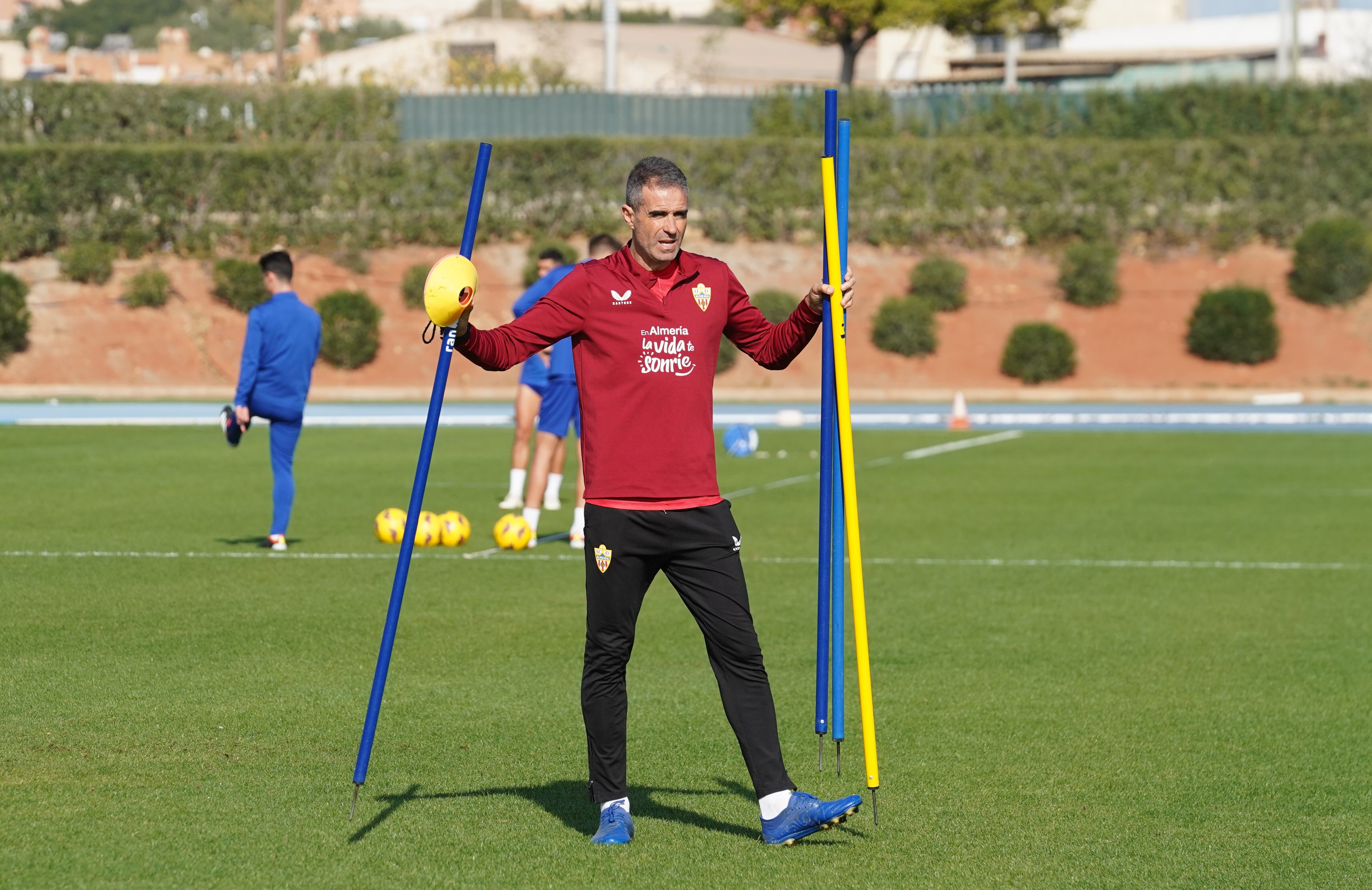 Garitano podrá contar por fin con un delantero centro puro para visitar al Valencia.