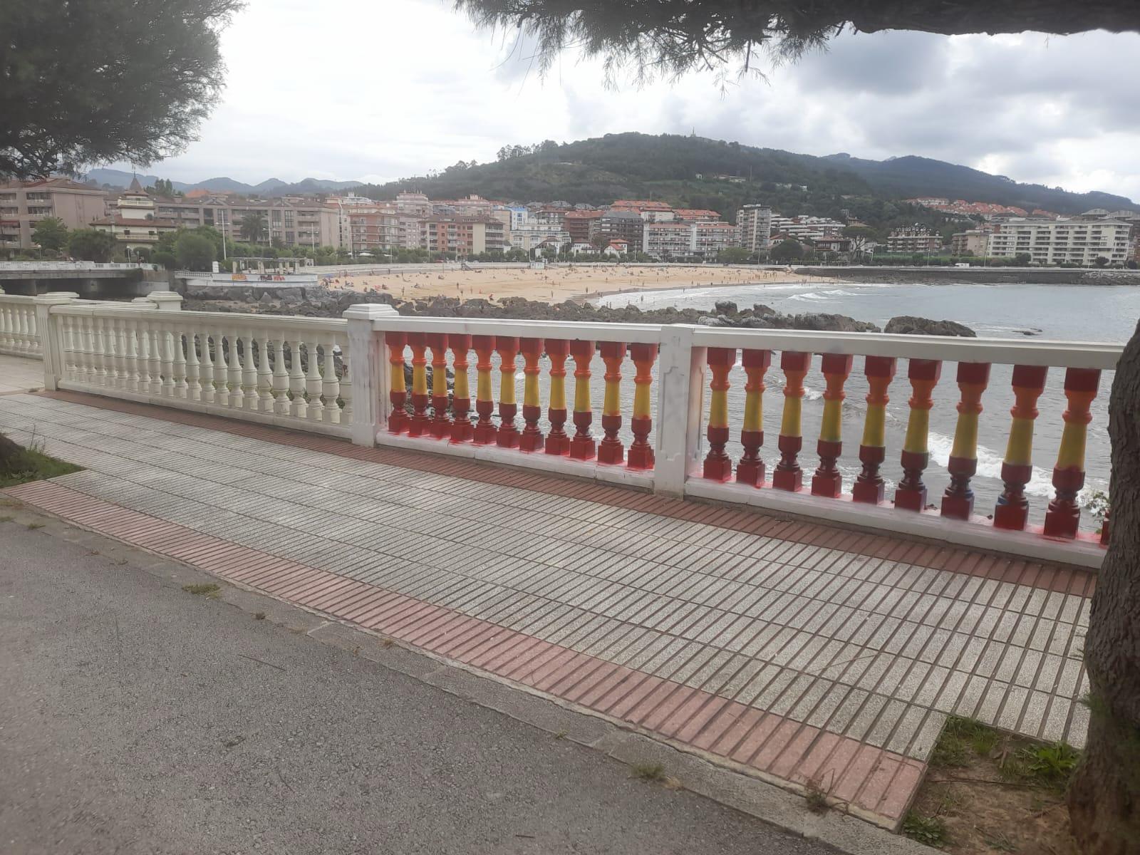 Barandilla de Cotolino en Castro Urdiales tras el ataque vandálico