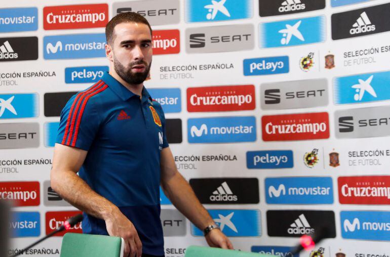 El jugador de la selección española, Dani Carvajal, a su llegada a la rueda de prensa que ofreció en Krasnodar (Rusia).