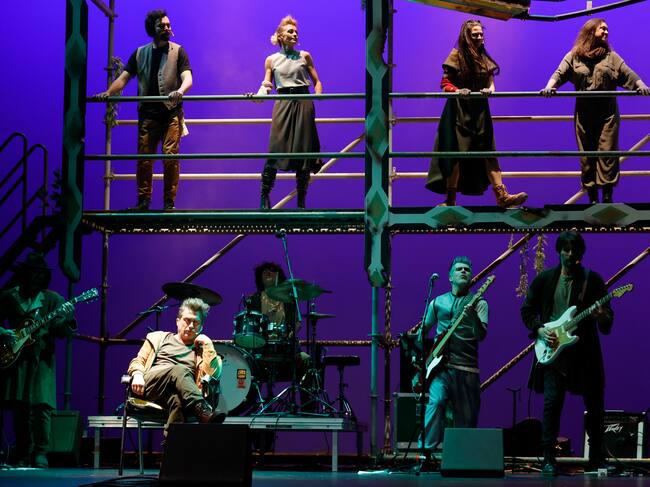 Malasombra Producións estrena en Narón “Vox Populi”, la primera ópera rock realizada en Galicia, que aborda el auge de la ultraderecha en el siglo XXI. Foto: Kiko Delgado / EFE.