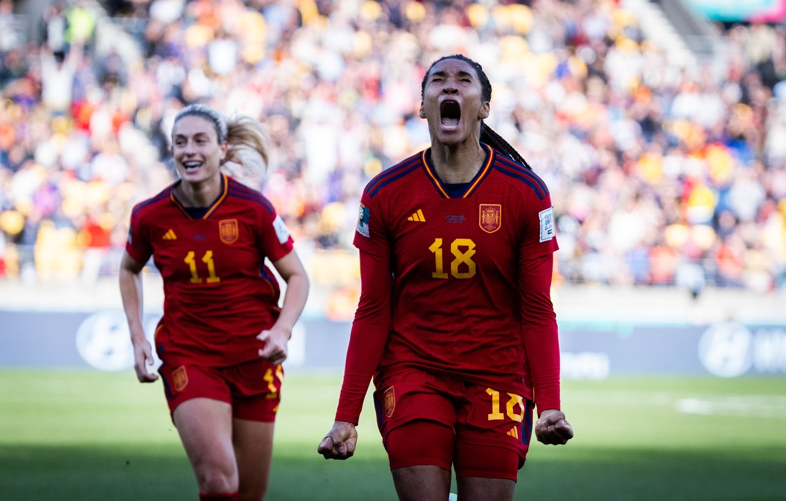 Salma y Alexia con la selección española femenina de fútbol en el Mundial de Australia y Nueva Zelanda. EFE / RFEF