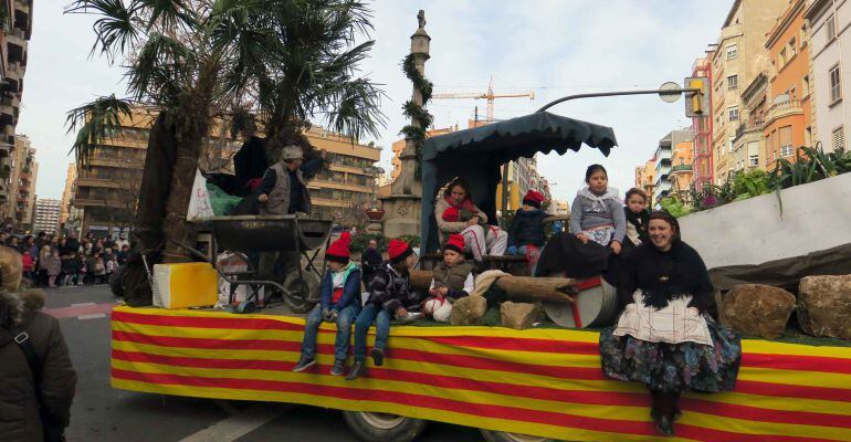 Es fan al voltant de la creu de terme, a l'avinguda de Balmes. A la foto, Tres Tombs de 2017.