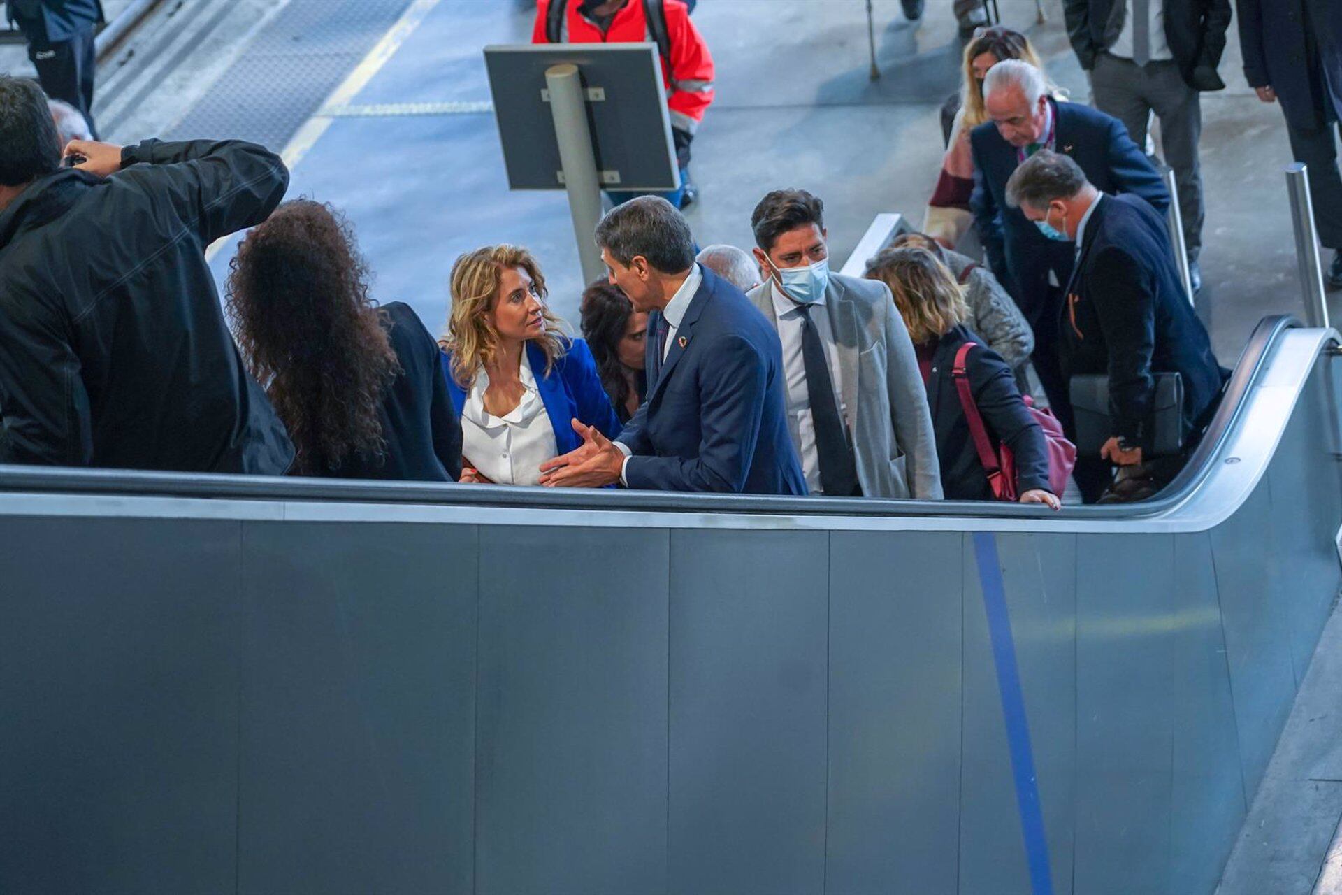 Imagen de archivo de la ministra de Transportes, Movilidad y Agenda Urbana, Raquel Sánchez, en la estación de Santa Justa.