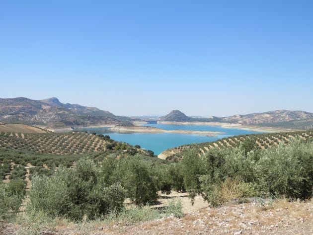 Panorámica del Embalse de Iznájar, el de mayor capacidad de Andalucía