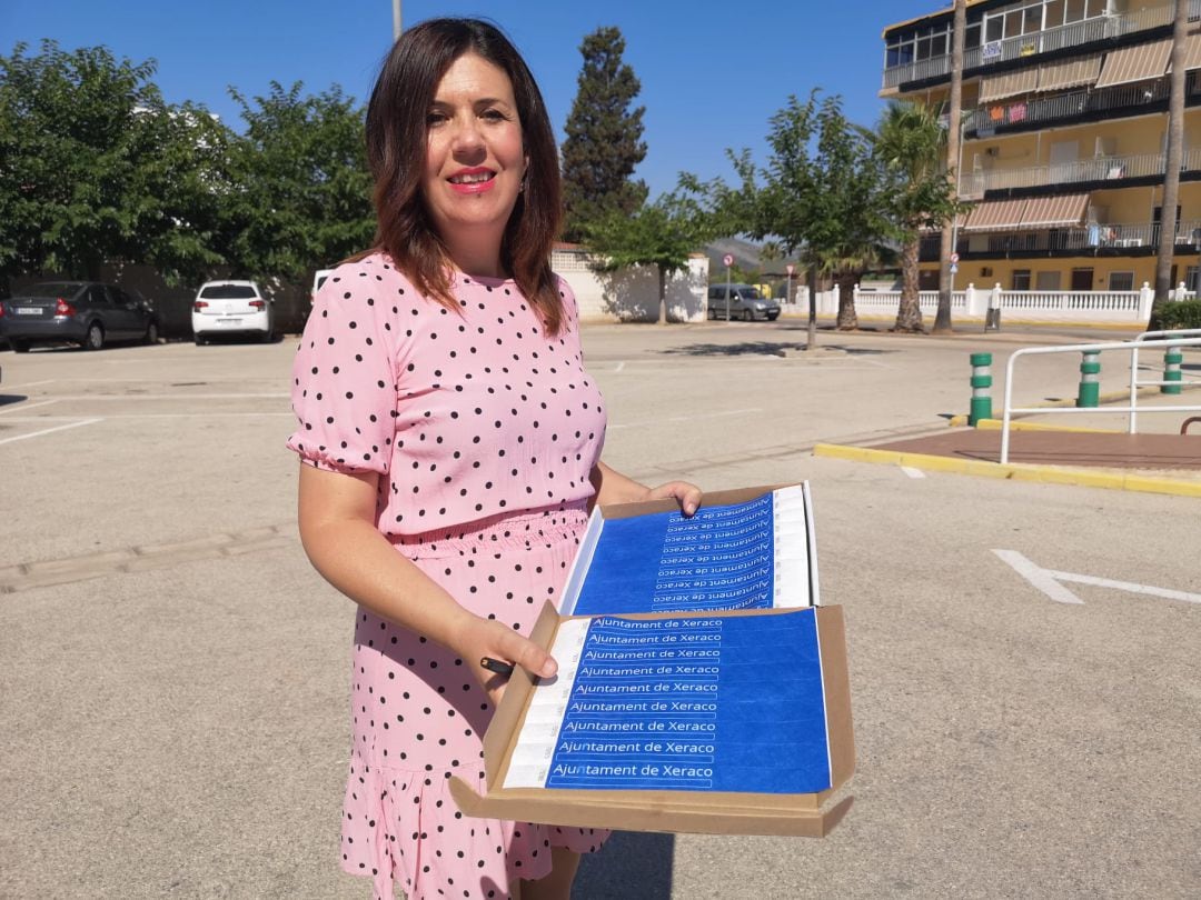 Pulseras especiales para niños en la playa de Xeraco