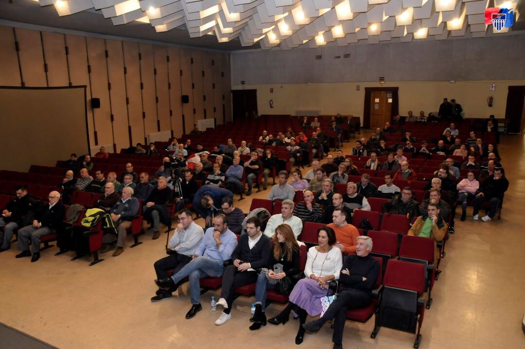 Imagen de la última asamblea informativa de la Gimnástica Segoviana