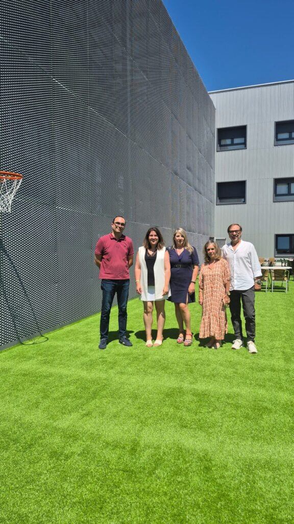 La directora general de Personas con Discapacidad, Begoña Abeijón, visitó la nueva residencia de Aspanaex