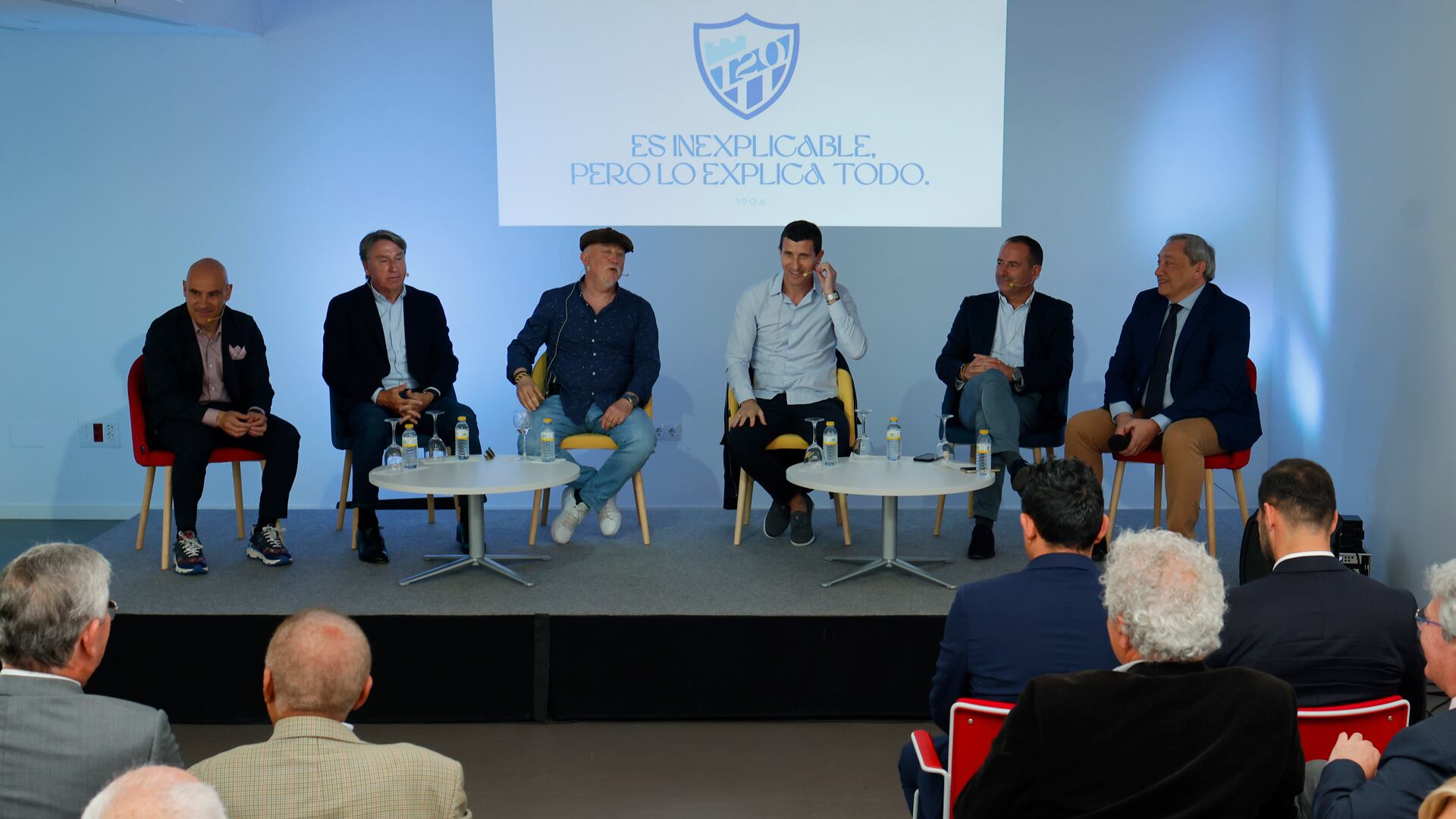 Imagen de la mesa redonda organizada por el Málaga con motivo del 120 aniversario del primer partido registrado