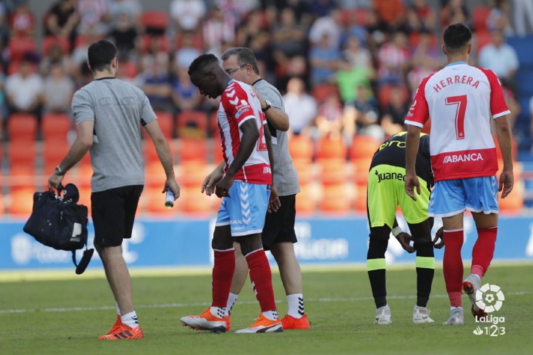 Leuko estará catro meses de baixa