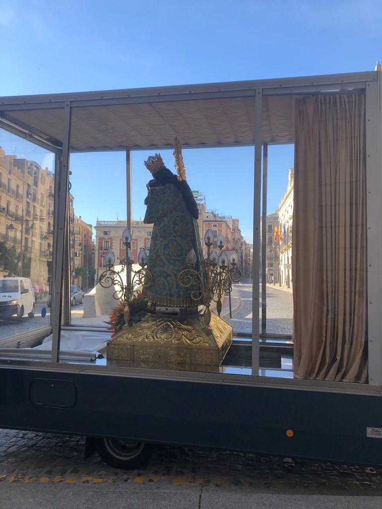 La Virgen de los Desamparados en su última visita a Alcoy.
