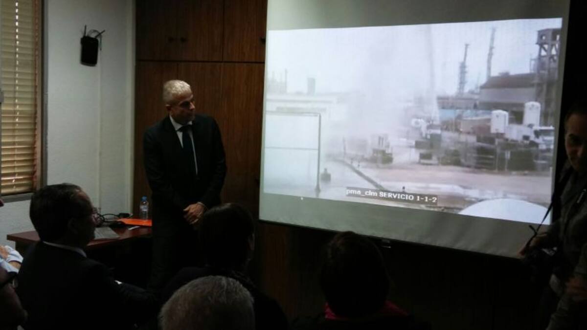 Fotogalería del simulacro del Plan de Emergencia Exterior de Puertollano