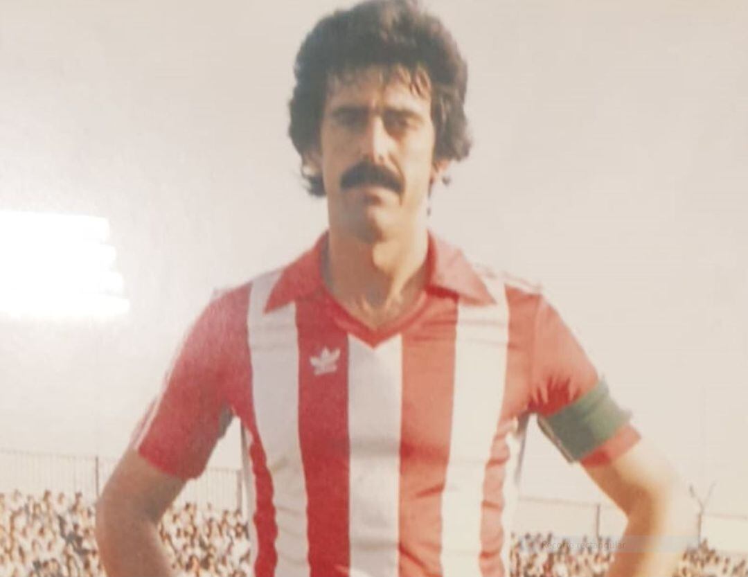 Ufarte con la camiseta del Almería.