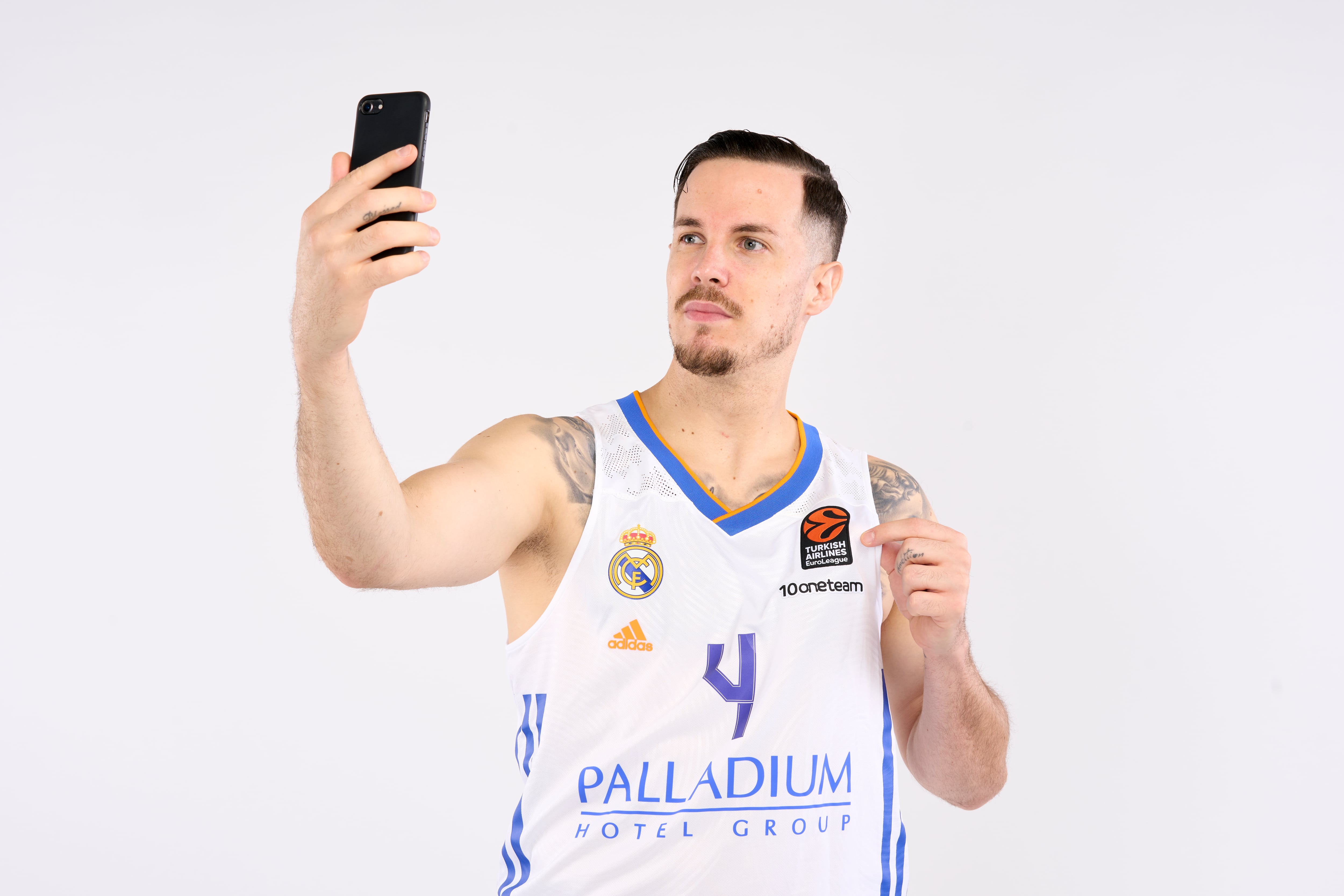 Thomas Heurtel, durante su presentación con el Real Madrid de baloncesto