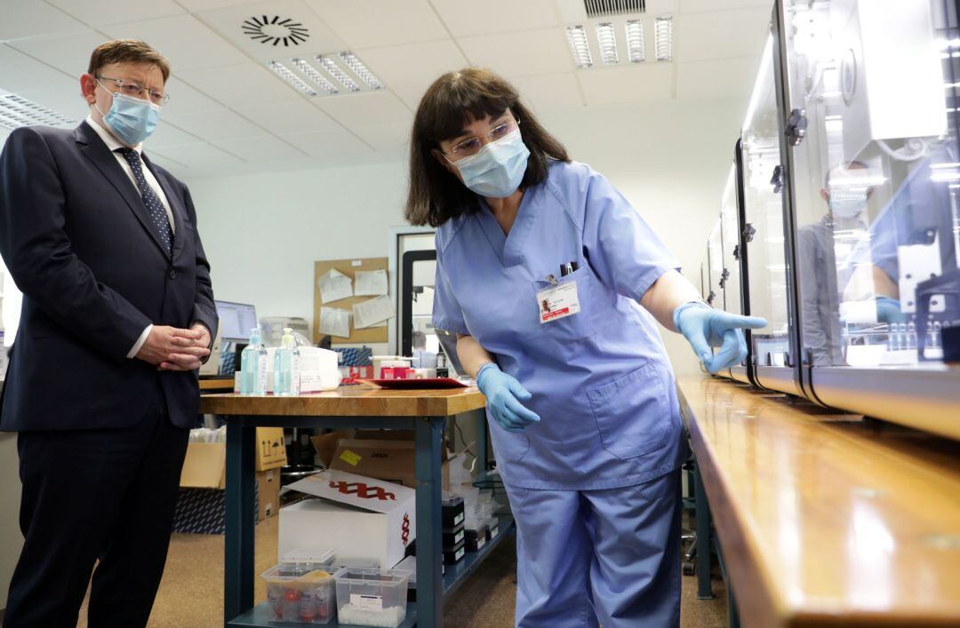 El president de la Generalitat Ximo Puig visita el centro de investigación del Hospital La Fe