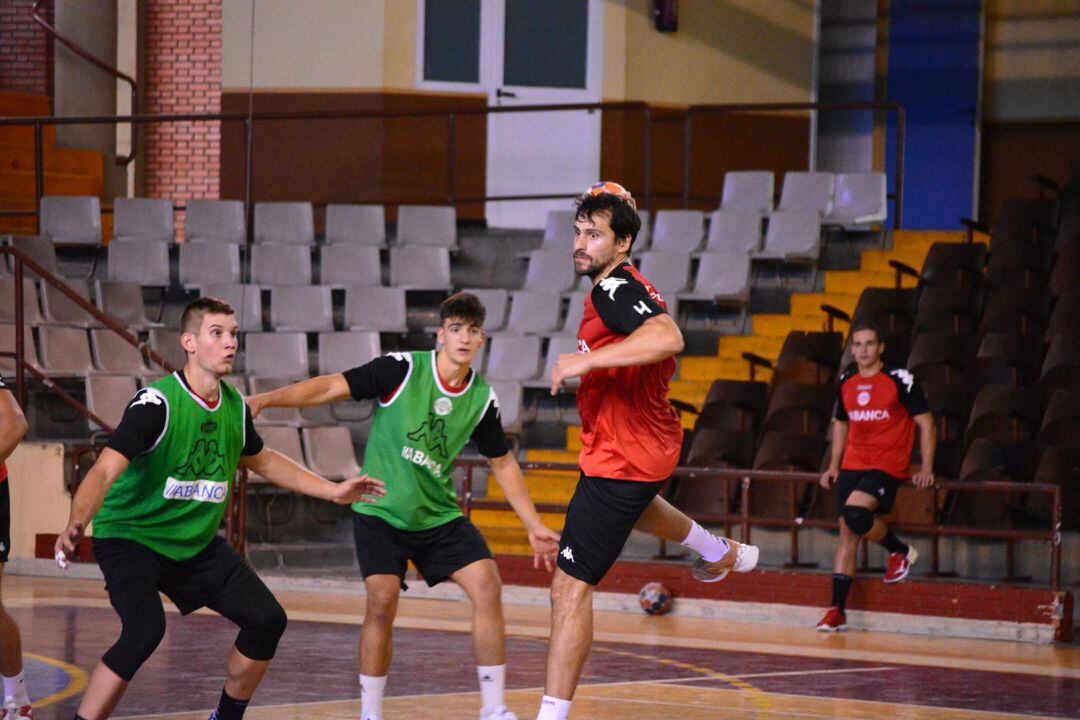 Erwiin Feuchtmann será uno de los debutantes en la escuadra ademarista