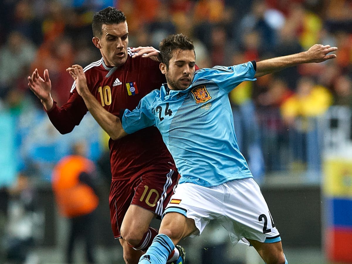 Julio Álvarez: "Ojalá que Iñigo Vicente me quite el récord y el Racing ascienda"