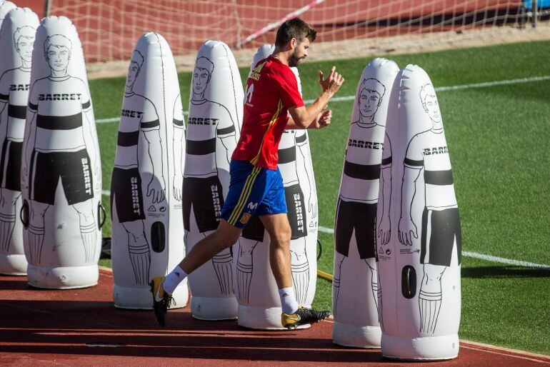 Piqué, durante el entrenamiento de este martes en La Ciudad del Fútbol