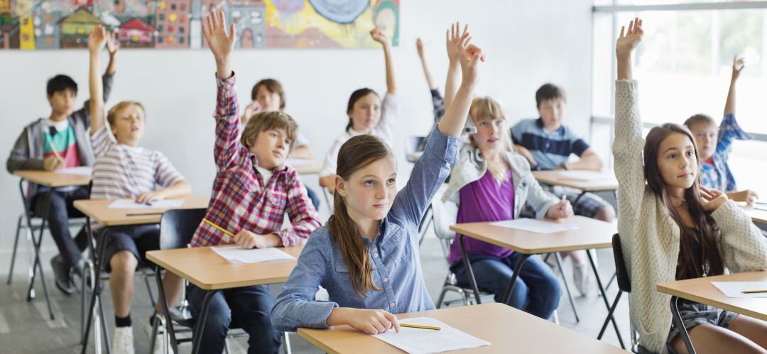 Las Fuenbecas ofrecen ayuda para la compra de libros y material escolar