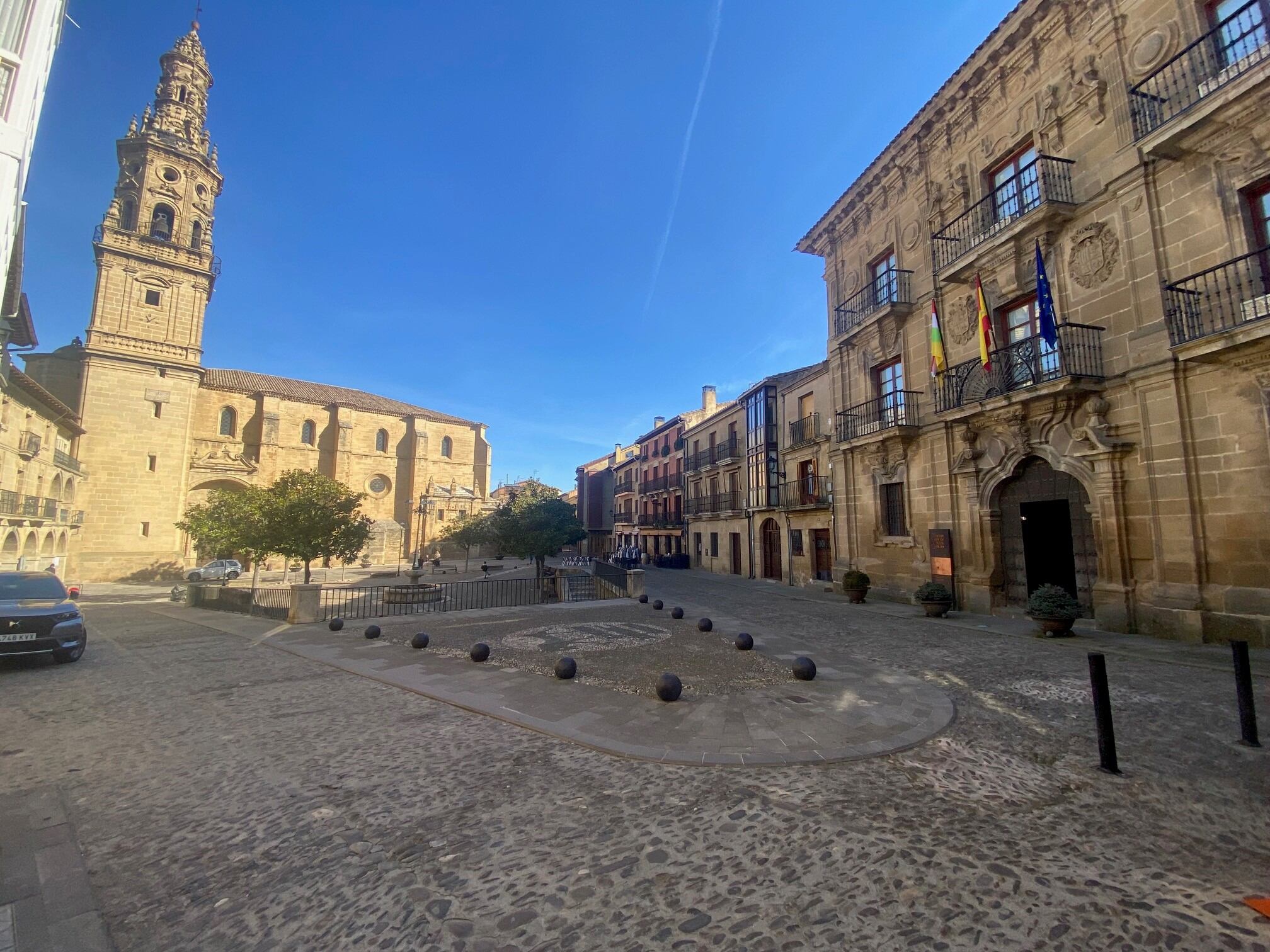 Casa Encantada de Briones.