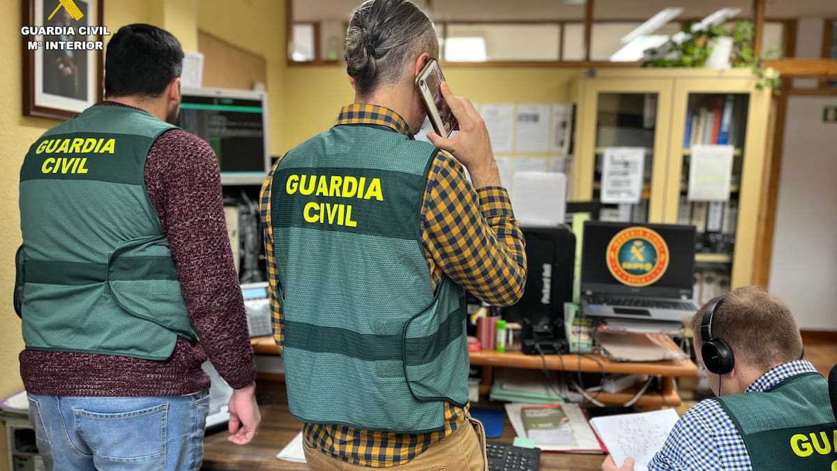 La Guardia Civil esclarece una estafa de casi 16.000 euros perpetrada mediante el conocido "timo del familiar en apuros"