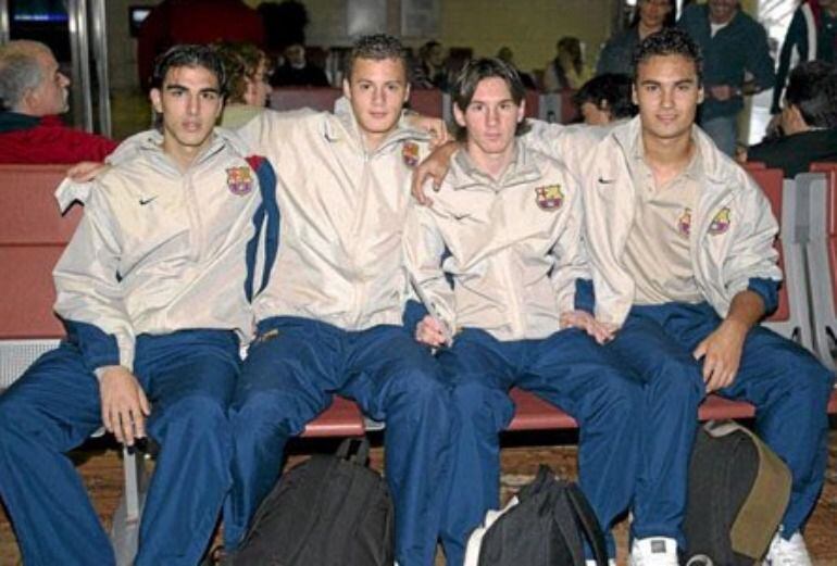 Jordi Gómez, Oriol Riera, Lionel Messi y Xavi Ginard rumbo a Oporto.