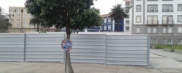 Terrenos vallados en A Maestranza